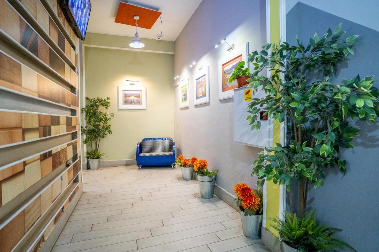 Cozy Little Apartment In Studentski Grad โซเฟีย ภายนอก รูปภาพ